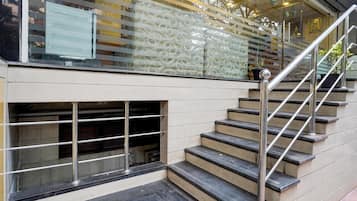 House | Reception