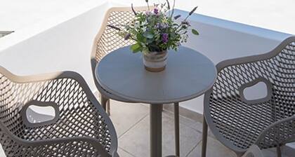 Seaview House 2 From the Town