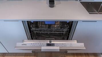 Comfort Apartment, City View | Private kitchen | Mini-fridge, microwave, stovetop, dishwasher