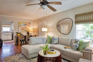 TV, video games, stereo, offices - Stylish Napa Home with Private Yard & Fire Pit (Napa)