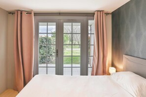 2 chambres, bureau, fer et planche Ă  repasser, Wi-Fi