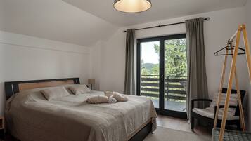 8 chambres, fer et planche Ă repasser, lit parapluie, Wi-Fi