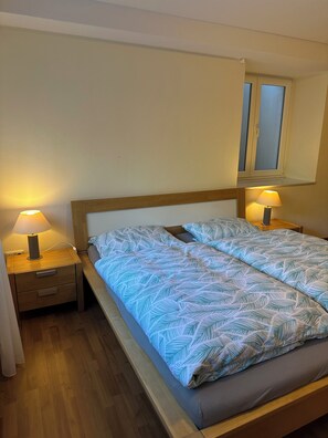 1 camera, ferro/asse da stiro, Wi-Fi, lenzuola