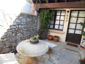 Leilighet – comfort, aircondition, bakgårdsutsikt | Terrasse/patio