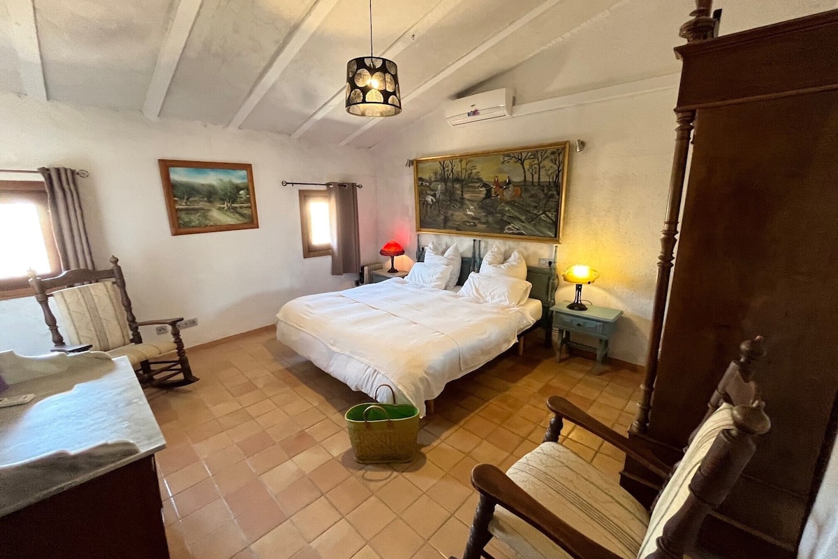 Comfort-Apartment, Balkon, Blick auf den Innenhof