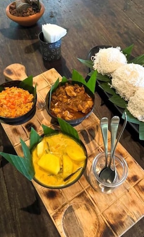 In-room dining - Free House Bentota (Bentota)