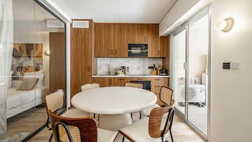 Apartment | Dining