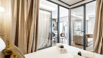 3 habitaciones y ropa de cama