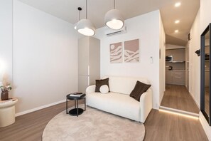 Superior Apartment, 1 Queen Bed with Sofa bed | Living area