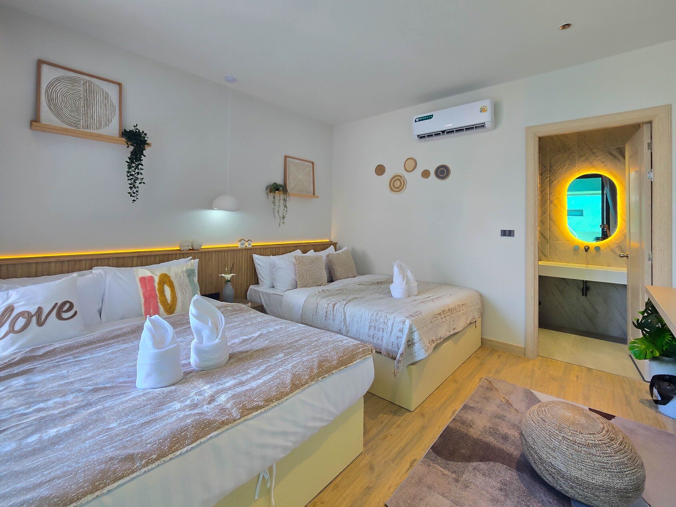 Vila Deluks, pemandangan kolam renang | 3 kamar tidur, Wi-Fi gratis, dan seprai linen