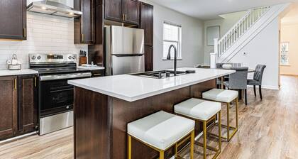 3 Mi to Downtown: Pet-friendly Indianapolis Home