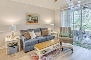 Apartment (2 Bedrooms) | Interior - Resort Pool & Golf: Centrally Located NMB Retreat! (North Myrtle Beach)