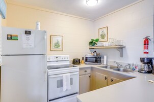 Apartment (0 Bedroom) | Interior