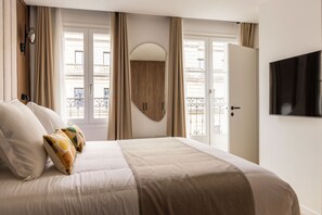 2 chambres, espace de travail pour ordinateur portable