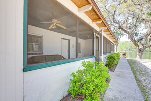 Apartment (0 Bedroom) | Interior