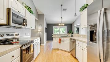 Rumah (3 Bedrooms) | Interior