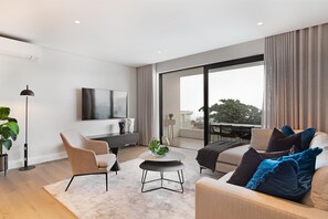 公寓 | 3 間臥室、網路服務