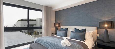 Apartment | 3 bedrooms, Internet