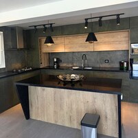 Casa | 5 quartos, acesso à internet de alta velocidade