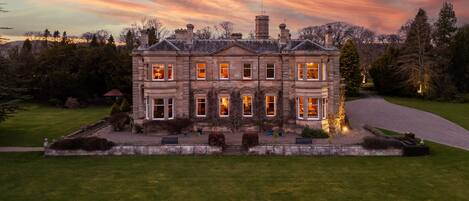 ヴィラ | 20 室のベッドルーム、インターネットアクセス