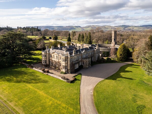 20 bedrooms, Internet - Errol Park - Stately Home Outbuildings Views (Perth)