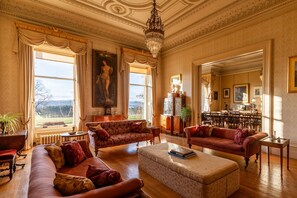 Villa | 20 bedrooms, Internet - Errol Park - Stately Home Outbuildings Views (Perth)