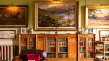 Villa | 20 bedrooms, Internet