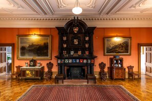 Villa | 20 bedrooms, Internet - Errol Park - Stately Home Outbuildings Views (Perth)