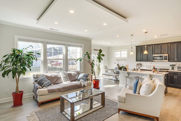 House (3 Bedrooms) | Interior