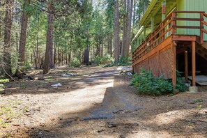 Interior - Stay Near Big Trees, Bring Your Pets: Arnold Cabin (Arnold)