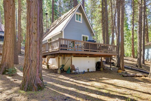 Hike, Ski & Sip: Arnold Cabin 4 Mi to State Park!