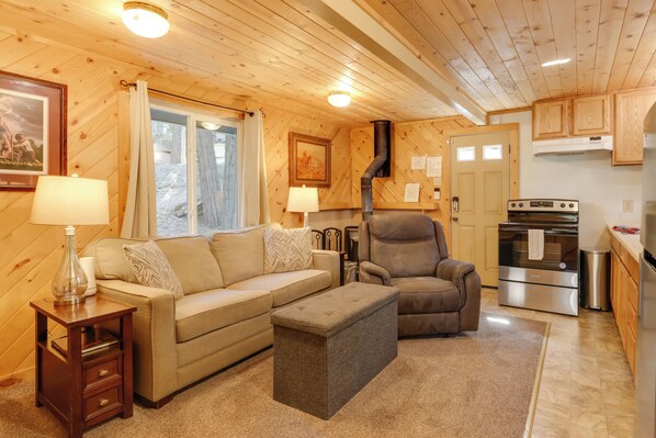 House (1 Bedroom) | Interior