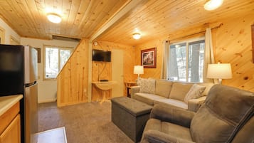 House (1 Bedroom) | Interior