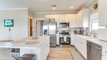 Rumah (2 Bedrooms) | Interior