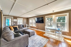 House (1 Bedroom) | Interior