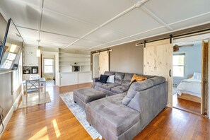 House (1 Bedroom) | Interior