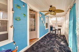 House (1 Bedroom) | Interior