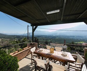 Balcony - Villa in Vasilikos With Private Pool & Sea Views (Apokoronas)