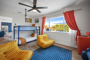 4 bedrooms, desk, iron/ironing board, travel crib