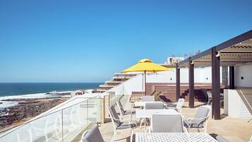 Luxury-Penthouse, Meerblick | Terrasse/Patio