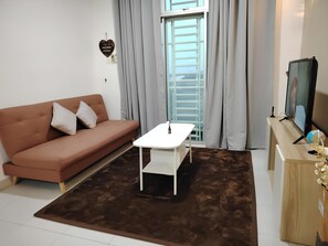 Apartment, 2 Bedrooms | Living area