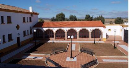 Apartment 4 people Valsequillo (Córdoba)