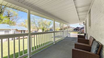 Rumah Keluarga, 3 kamar tidur, Bebas Asap Rokok, patio | Teras/patio