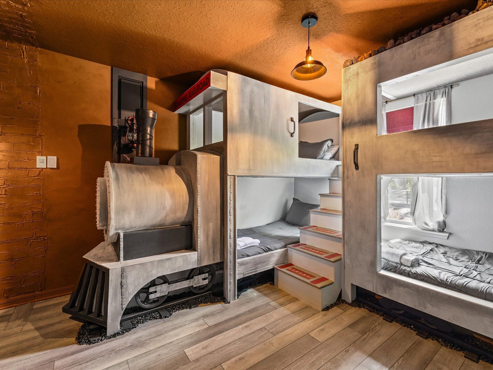 7 camere, ferro/asse da stiro, Wi-Fi gratuito, lenzuola