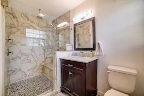 Shower, towels