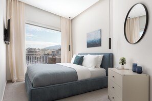 Classic Apartment, Balcony, City View | 4 bedrooms, Egyptian cotton sheets, premium bedding, memory foam beds