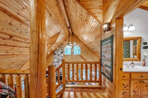 Cabin, 2 Bedrooms | Interior