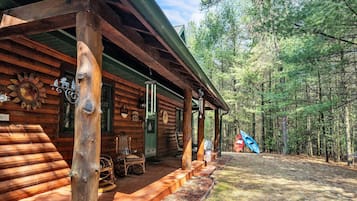 Cabin, 2 Bedrooms | Terrace/patio