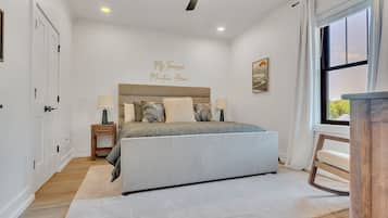 Condo, 3 Bedrooms | 3 bedrooms, free WiFi