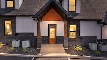 Condo, 3 Bedrooms | Exterior